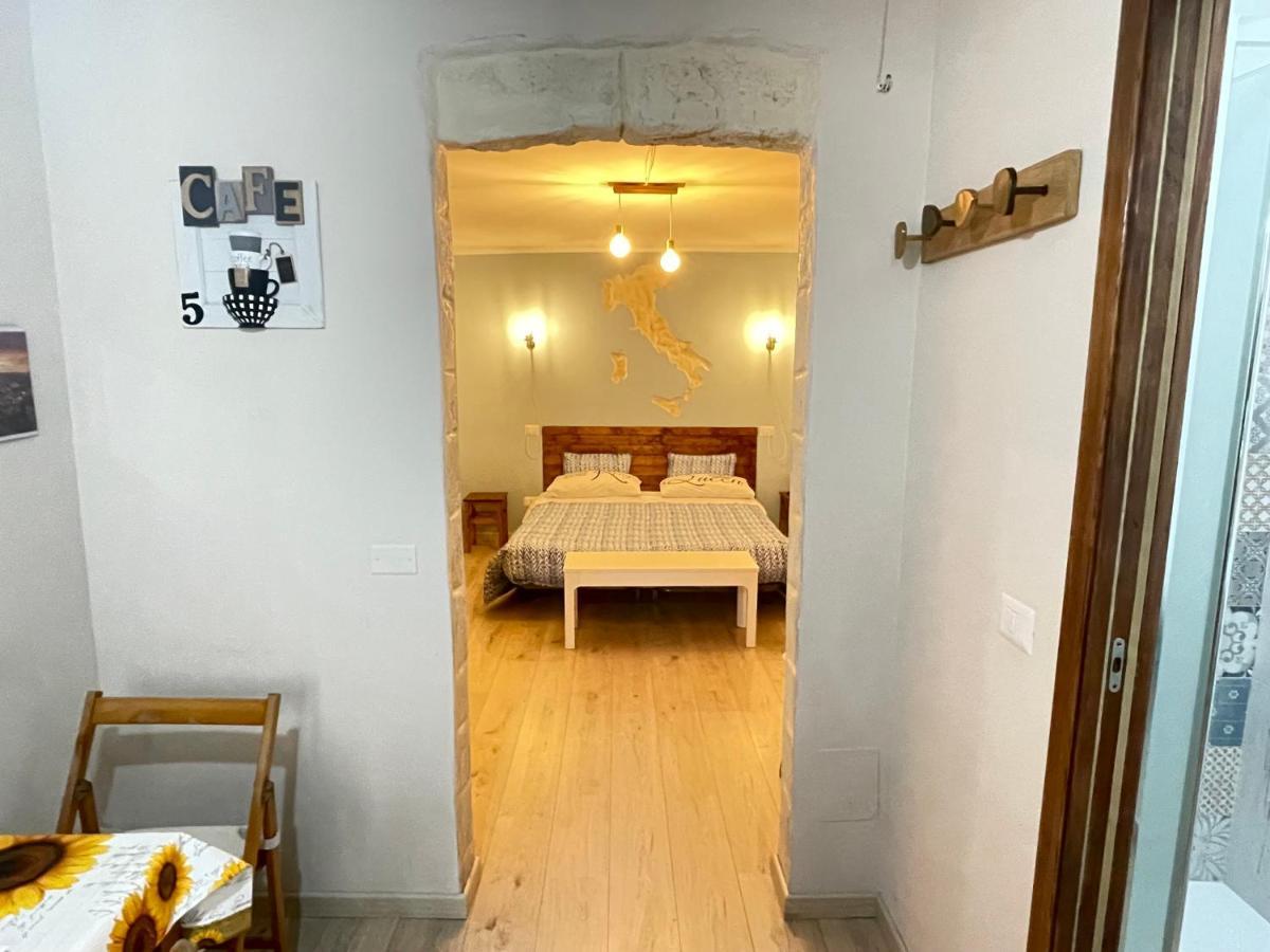 Trevisani Central Station Apartment Bari Kültér fotó